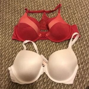 Victoria’s Secret bra bundle!